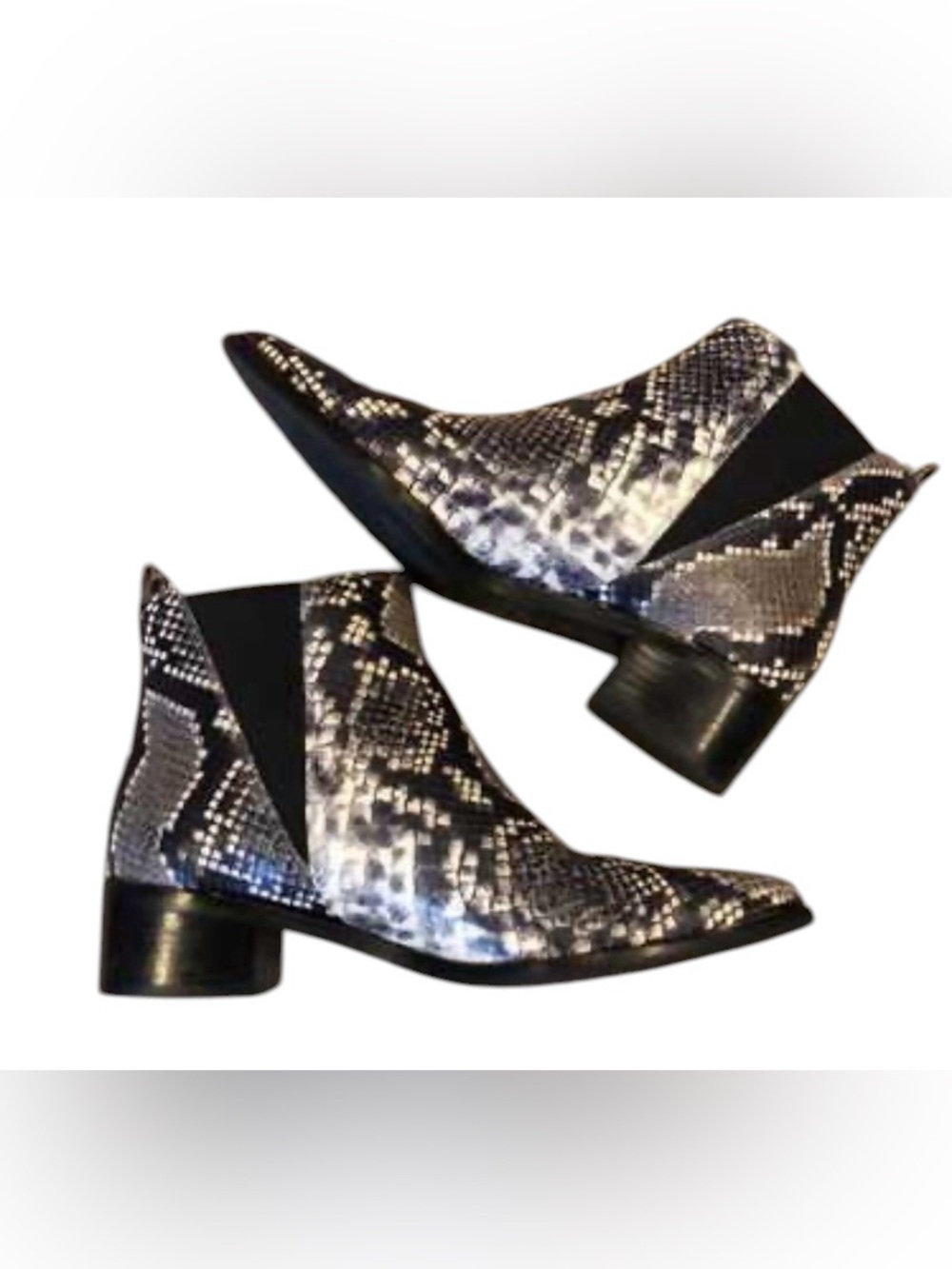Marc Fisher LTD Yale Snakeskin Chelsea Boots Pointy Toe Size 7M Gray Black Fall